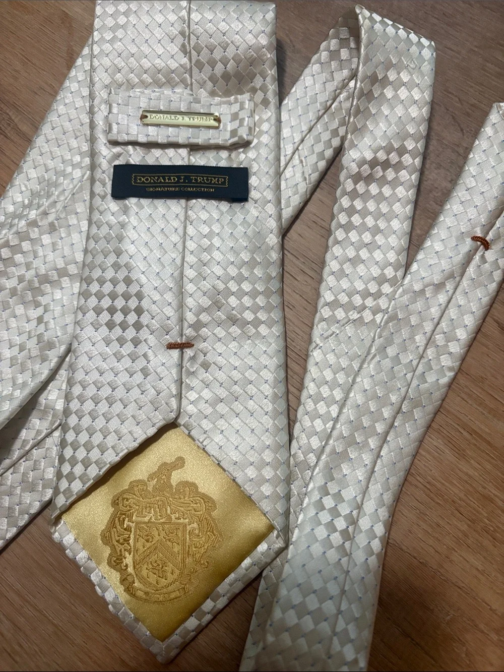 Donald J Trump Necktie Signature Collection Mens Ivory 100% Silk Wedding Tie